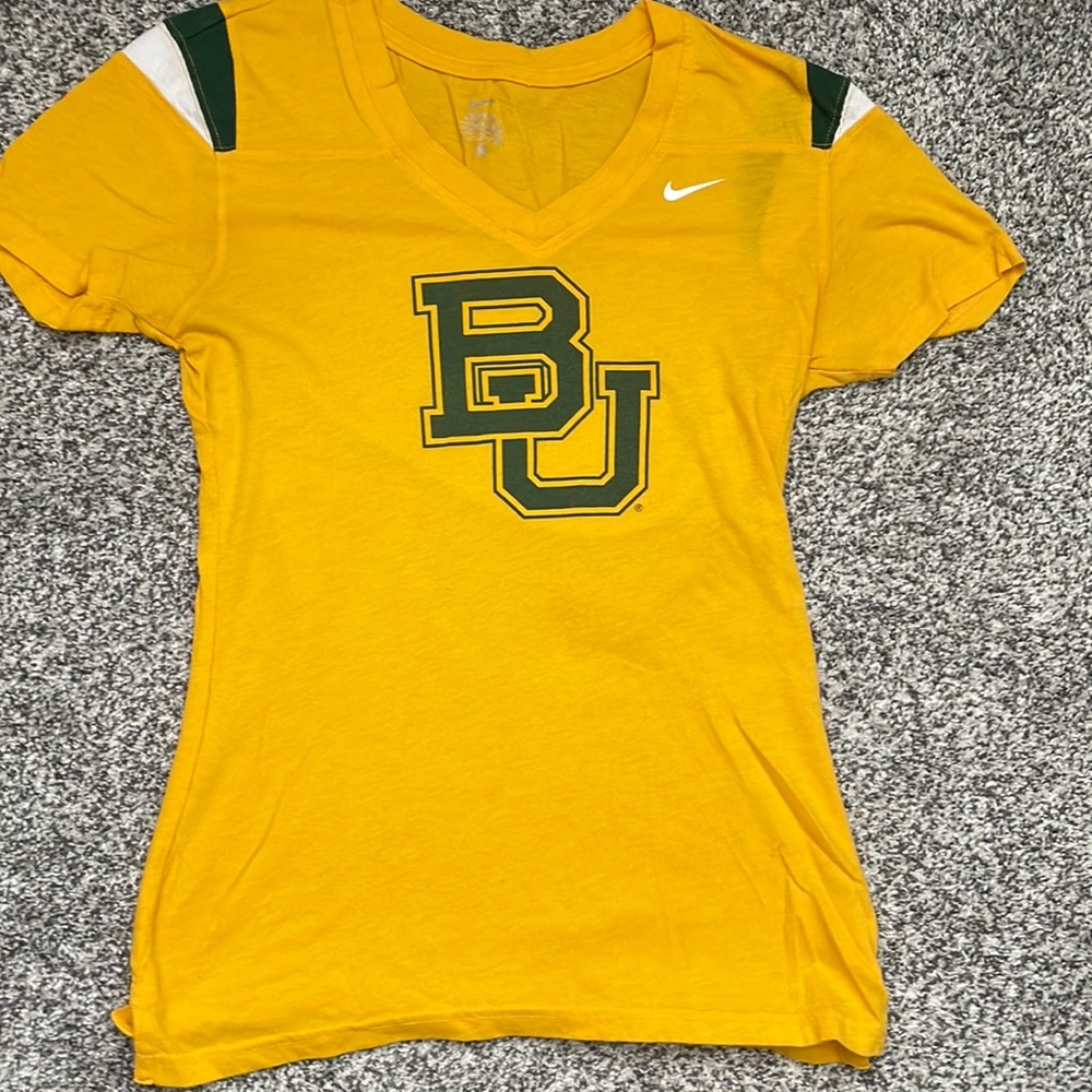 Nike BU shirt size small